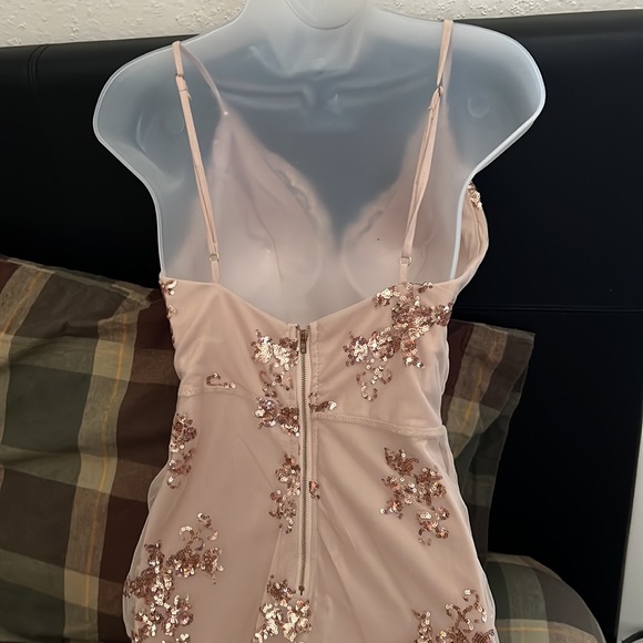 SOLD - Picture 4 of 4